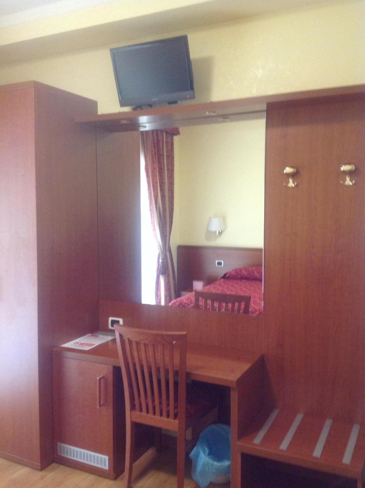 Hotel Guglielmo Marconi House à Rome Chambre photo