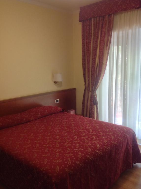 Hotel Guglielmo Marconi House à Rome Chambre photo